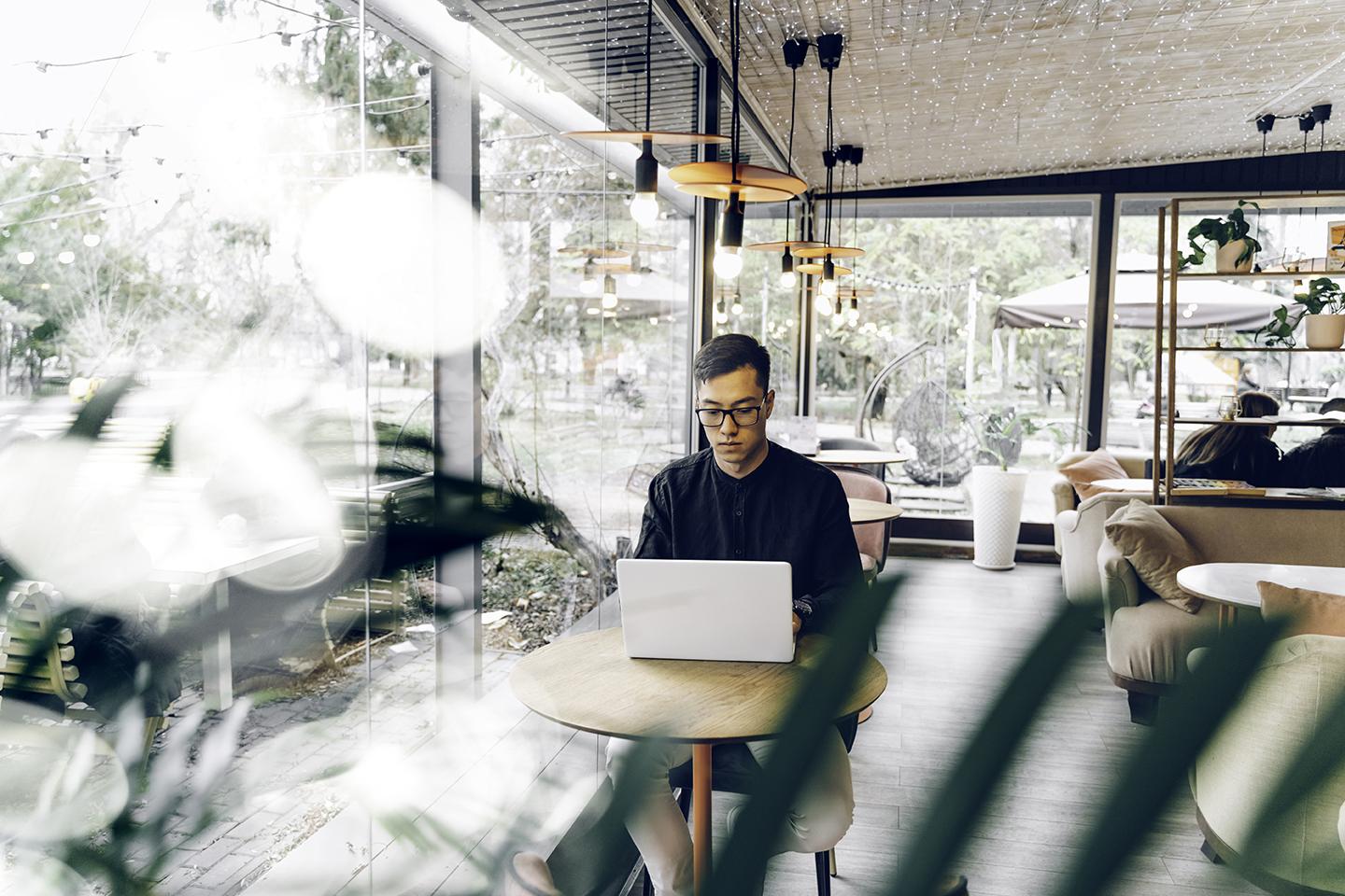 man-working-on-laptop